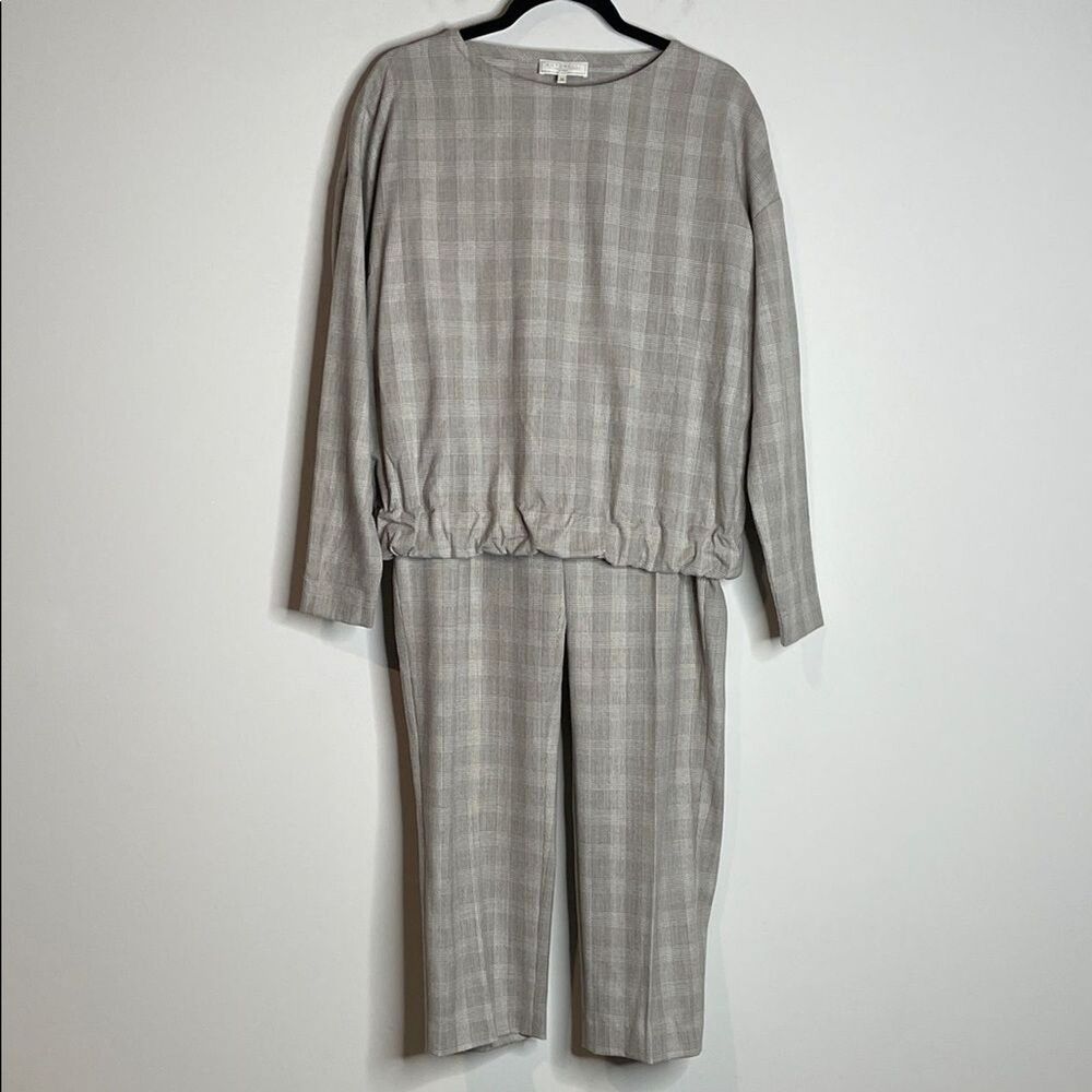 Antonelli Firenze Women’s Virgin Wool Plaid Pants Set Size 40 US 4